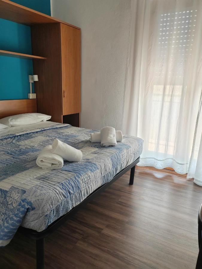 Hotel Luisa Brenzone sul Garda Luaran gambar