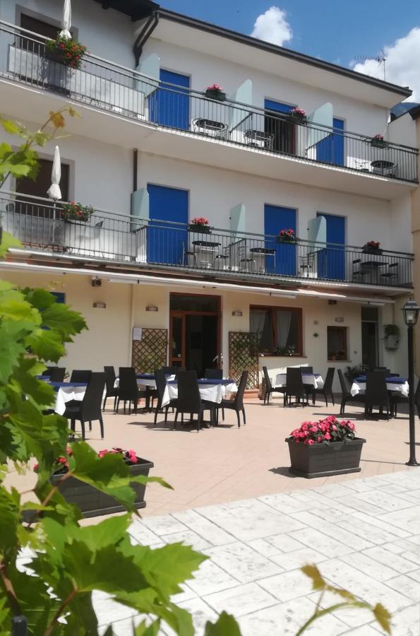 Hotel Luisa Brenzone sul Garda Luaran gambar